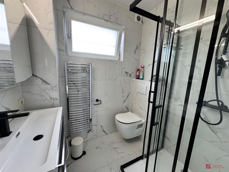 Foto 13 : Bel-etage te 2660 HOBOKEN (België) - Prijs &euro; 415.000