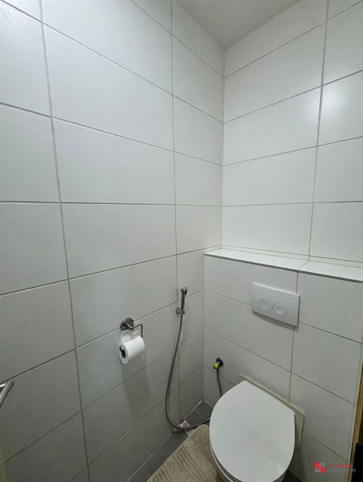 Foto 7 : Eigendom met karakter te 2070 ZWIJNDRECHT (België) - Prijs &euro; 445.000