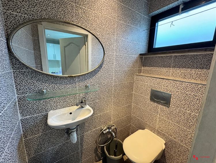 Foto 6 : Eigendom te 2660 HOBOKEN (België) - Prijs &euro; 320.000