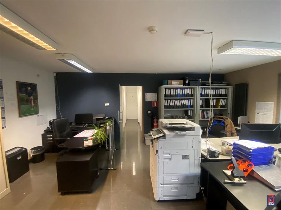 hall industriel avec parking - belle visibilité