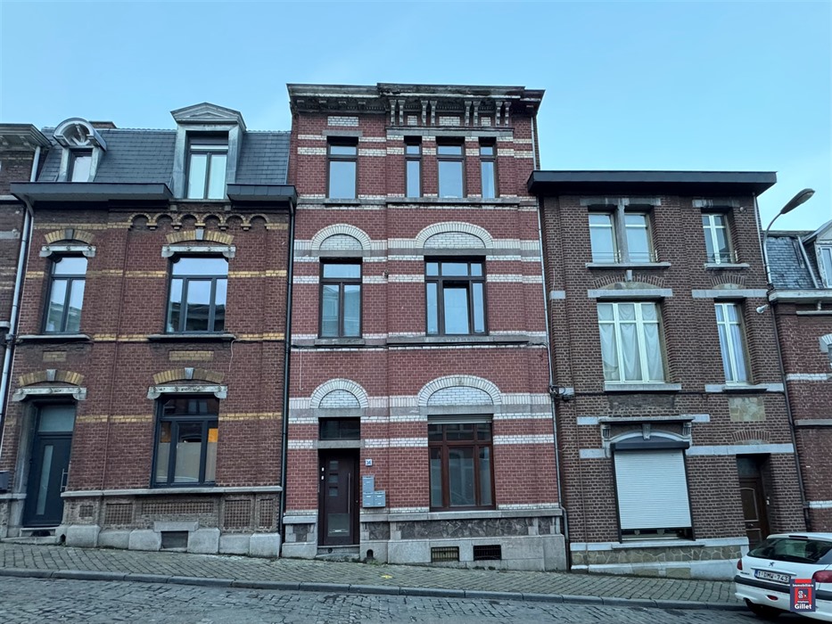 Agréable immeuble de rapport à l'entrée de la ville de Liège