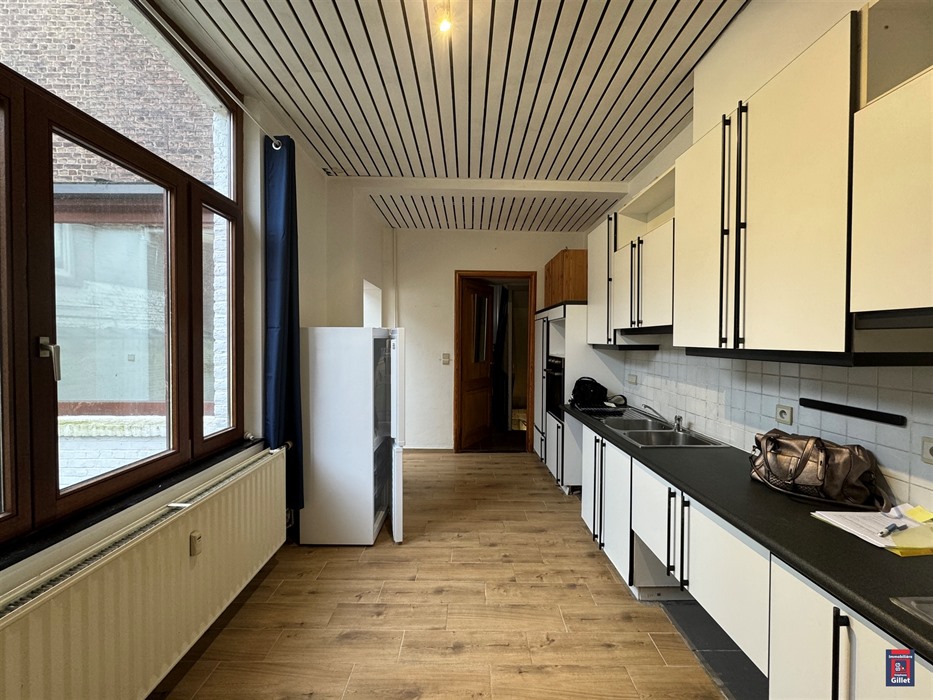 Agréable immeuble de rapport à l'entrée de la ville de Liège