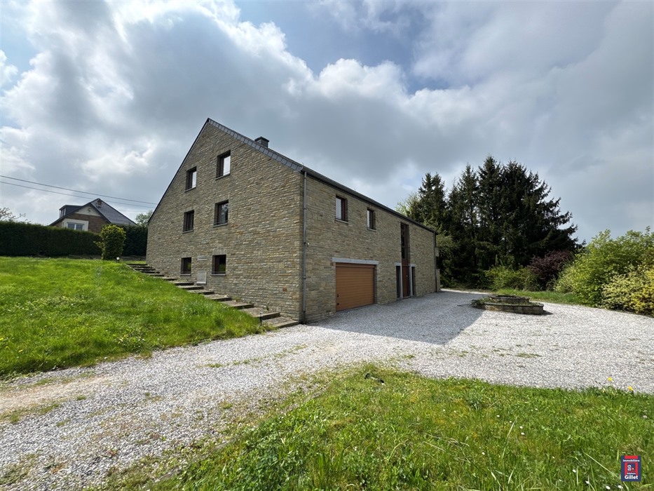 Étonnante maison 4 chambres avec piscine intérieure