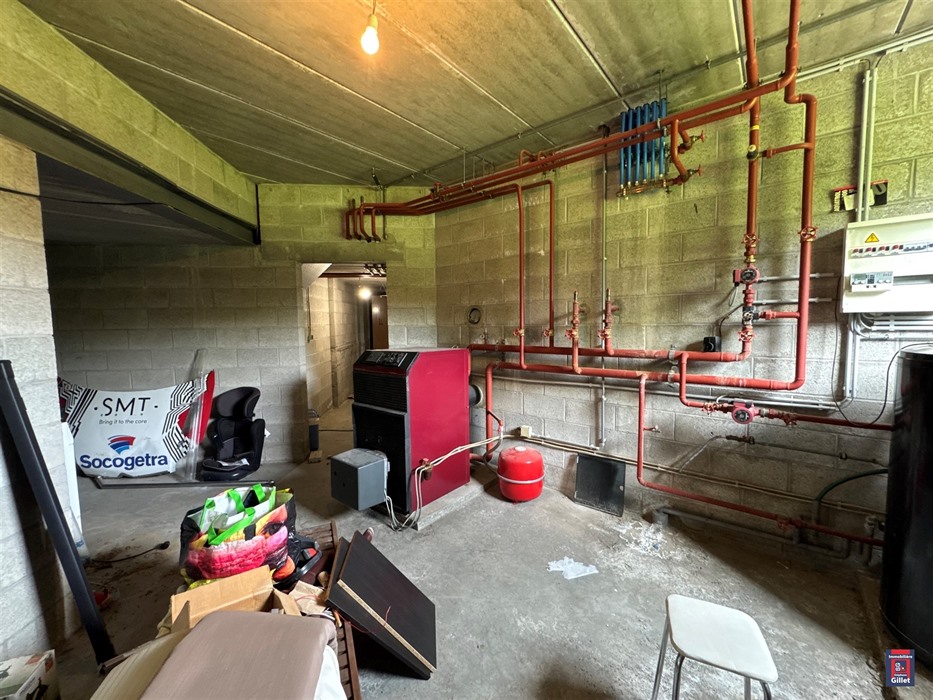 Étonnante maison 4 chambres avec piscine intérieure