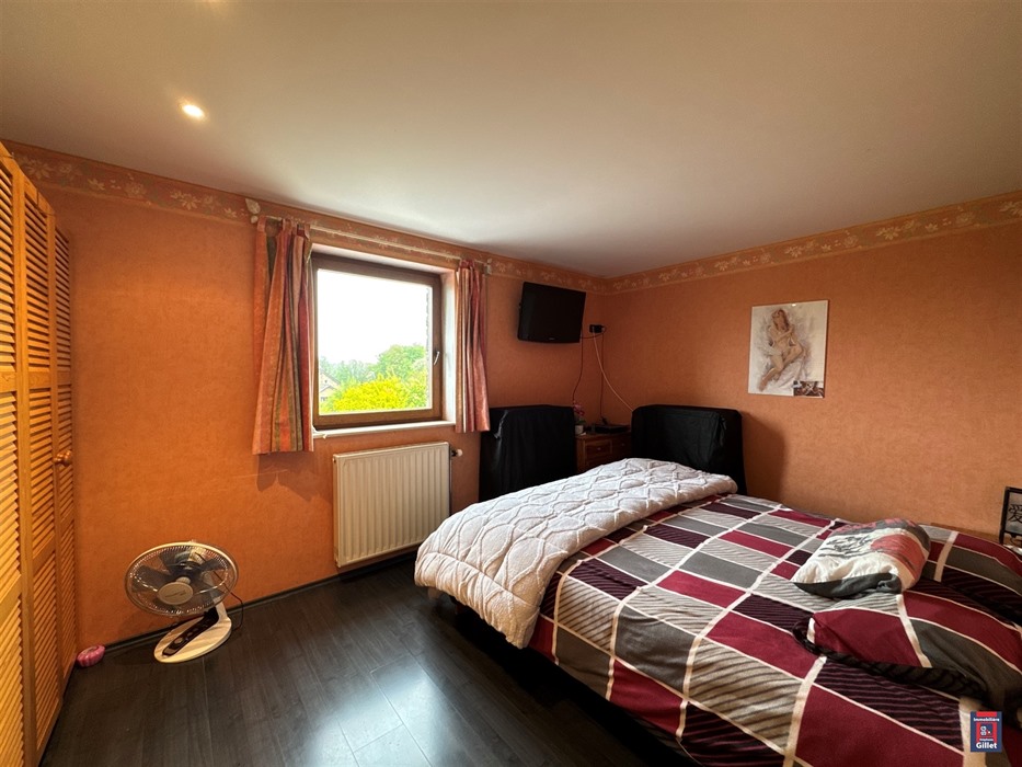 Étonnante maison 4 chambres avec piscine intérieure