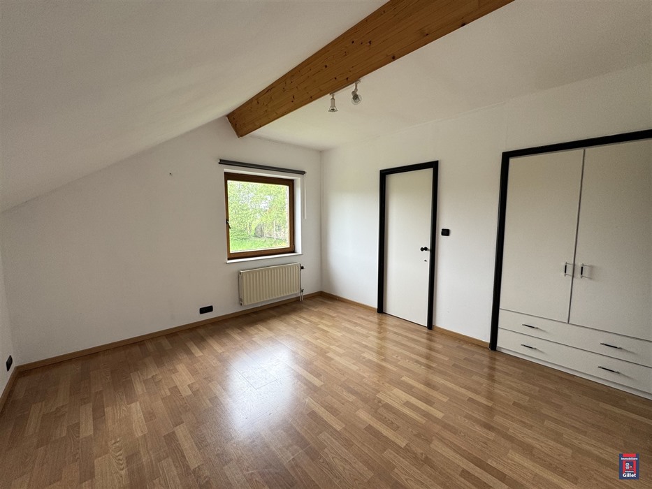 Étonnante maison 4 chambres avec piscine intérieure