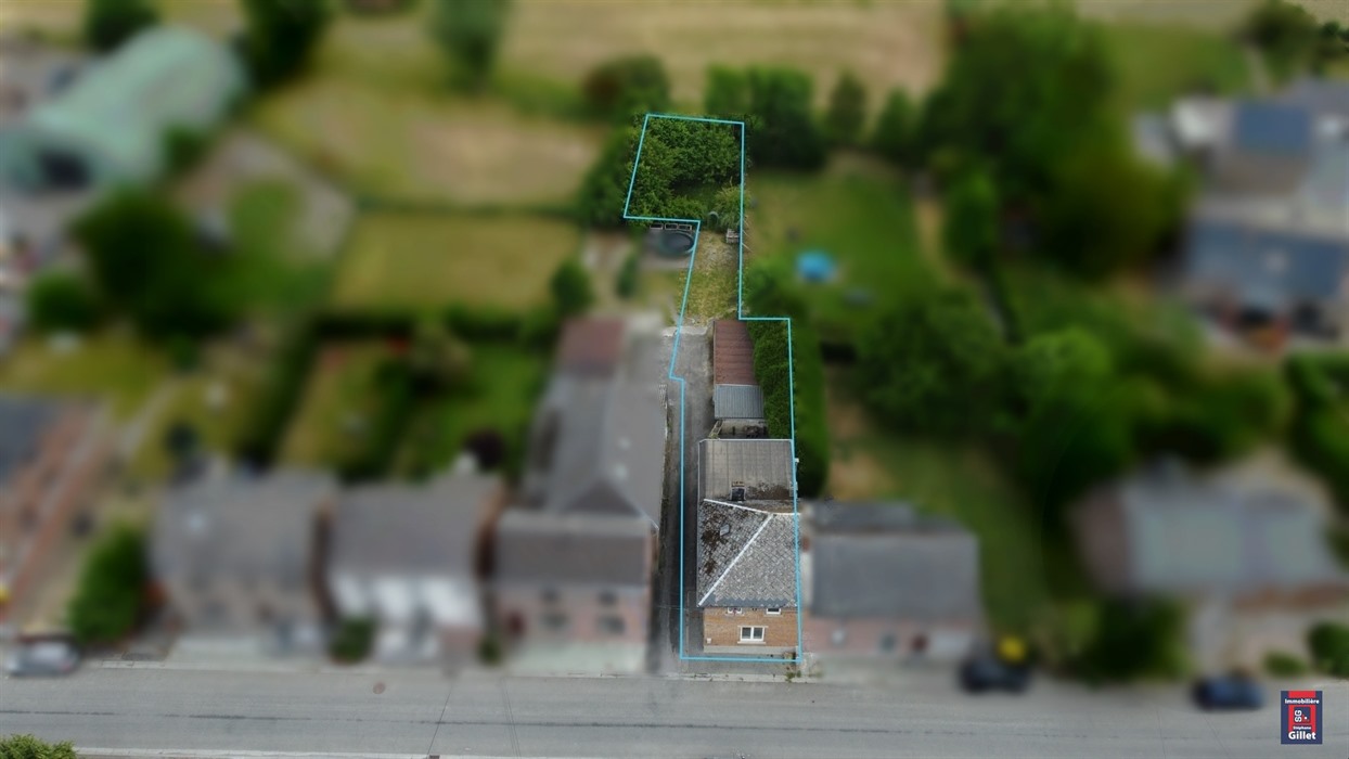 Maison 4 ch avec garages et jardin 