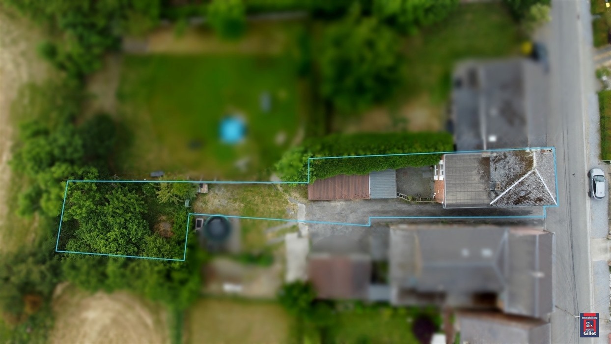 Maison 4 ch avec garages et jardin 