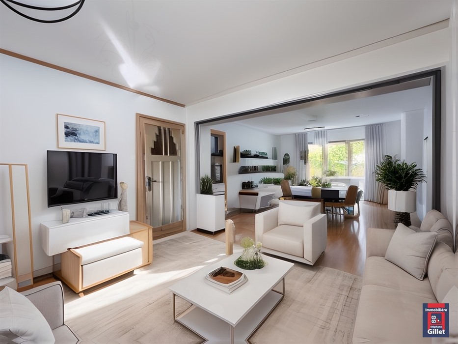 Magnifique maison en pierre au centre du village