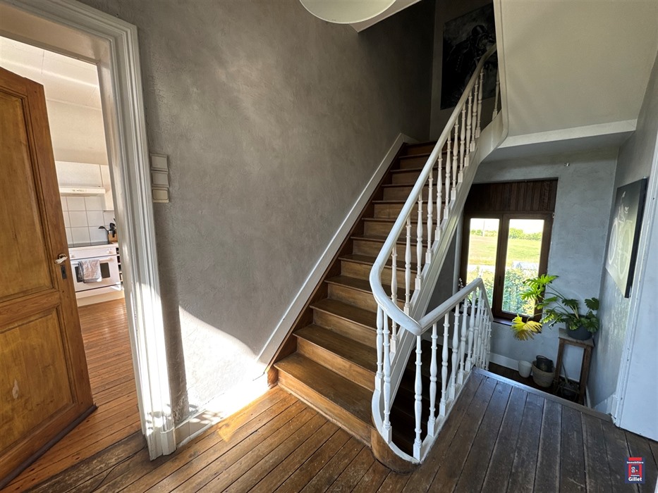 Grande maison villageoise à Groynne