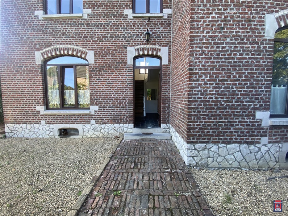 Grande maison villageoise à Groynne