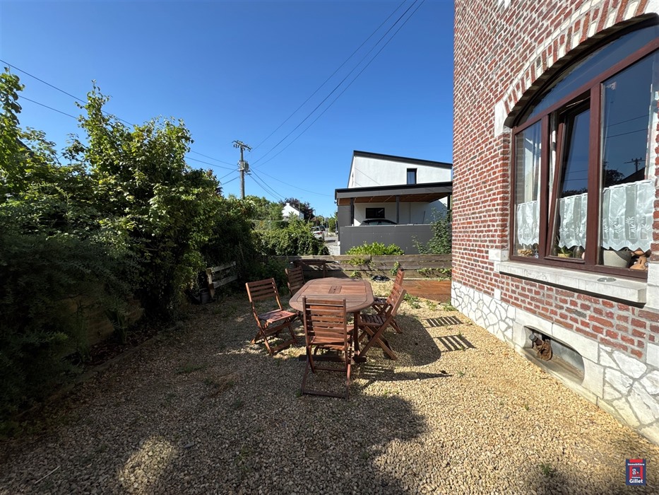 Grande maison villageoise à Groynne
