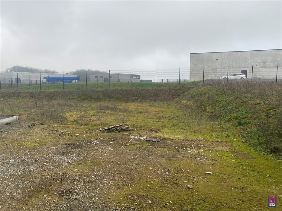 zoning Mecalys - Terrain avec permis pour atelier -