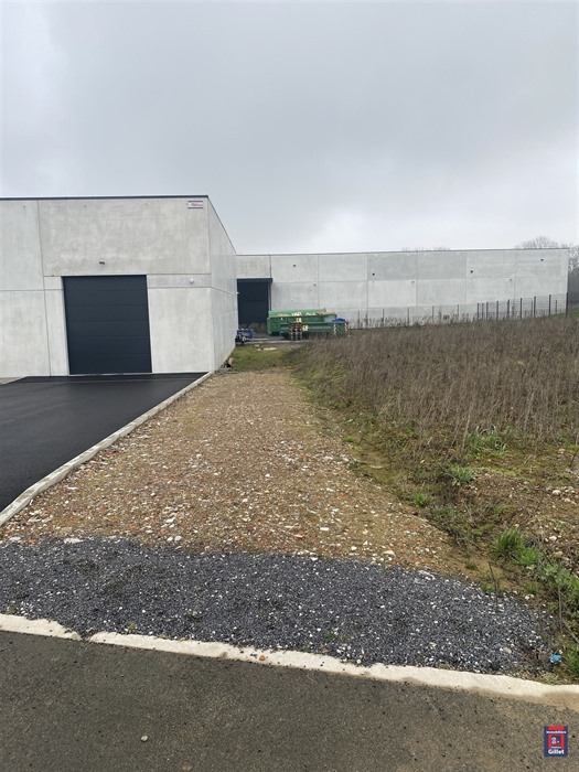 zoning Mecalys - Terrain avec permis pour atelier -