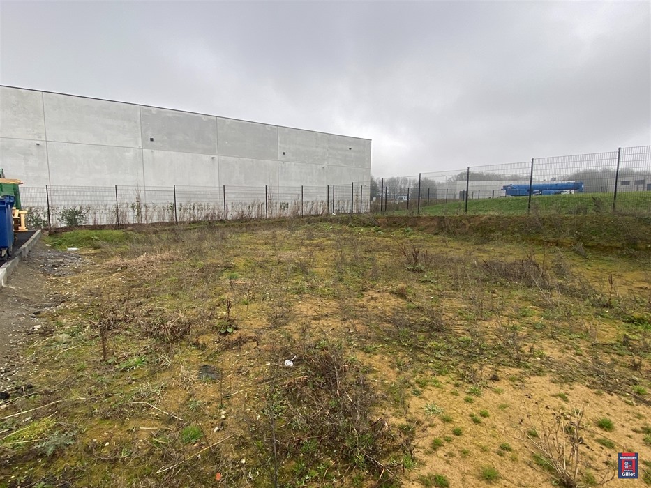 zoning Mecalys - Terrain avec permis pour atelier -