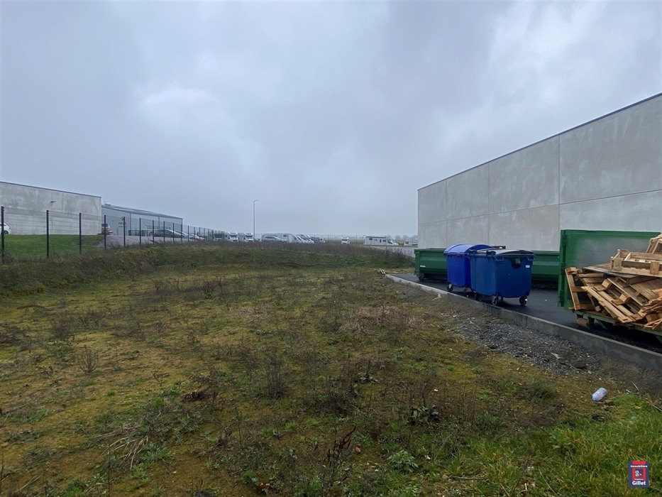 zoning Mecalys - Terrain avec permis pour atelier -