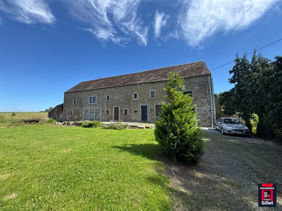 Charmante partie de ferme, pleine de caractère