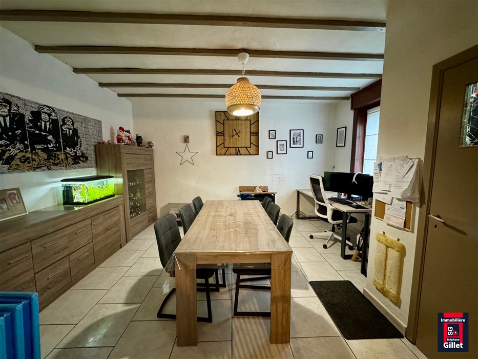 Agréable maison de ville sur terrain de 4 ares