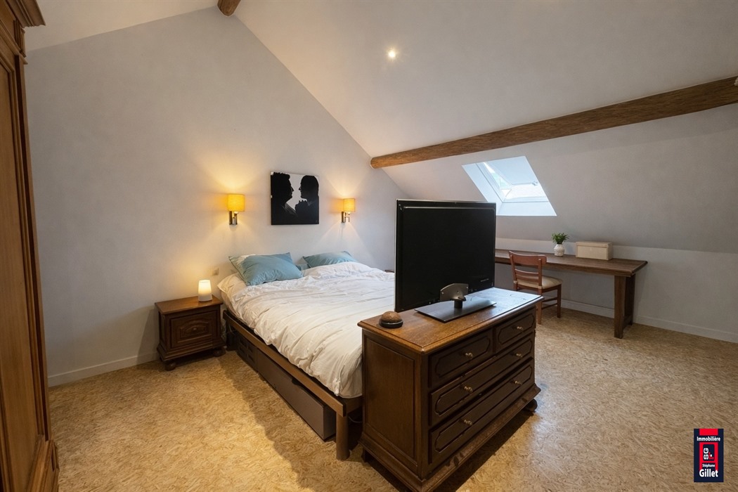 Spacieuse maison de village avec parkings et 6 chambres