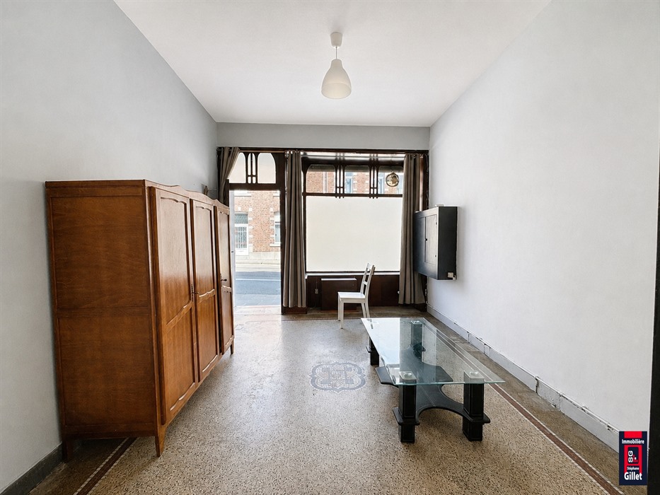 Espace commercial / bureau / stockage d’environ 20 m²