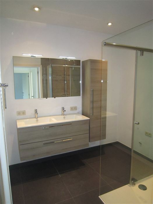 Appartement met 2 slaapkamers en terras