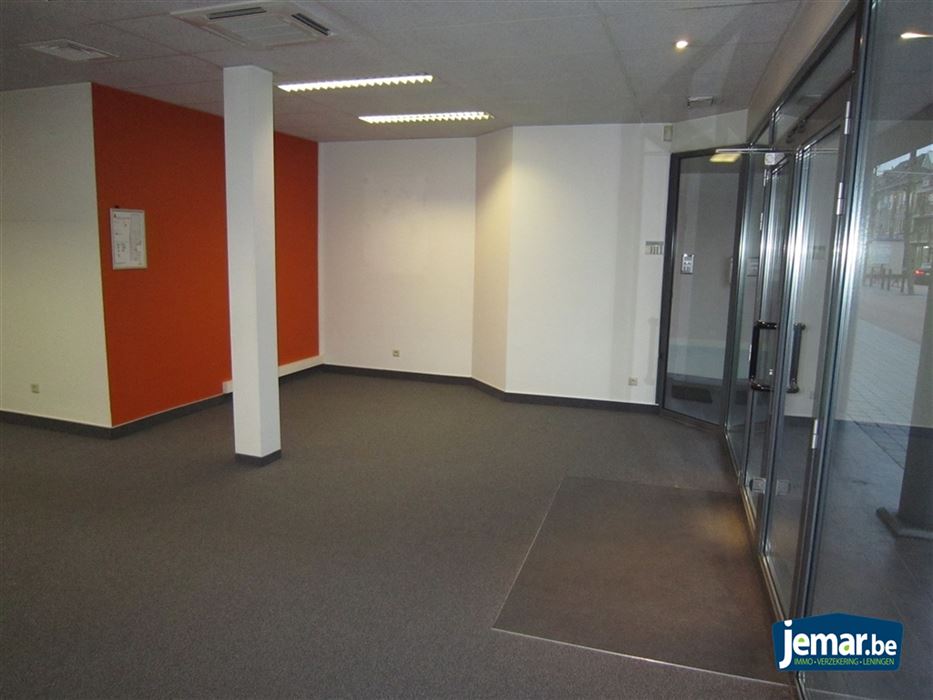 Handelspand van 250m²