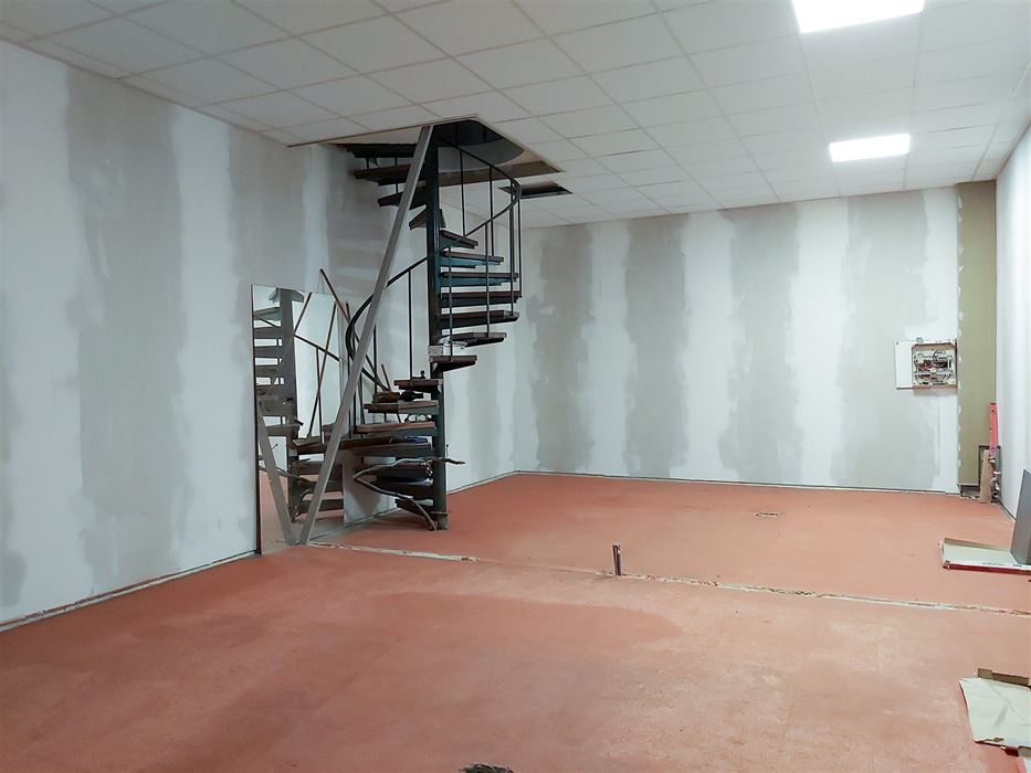 2 aaangrenzende winkelruimtes in Maasland Shopping Maasmechelen!