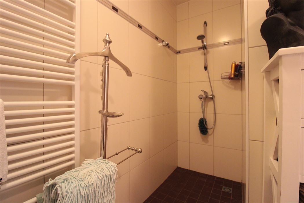 Gelijkvloers appartement met 2 slaapkamers