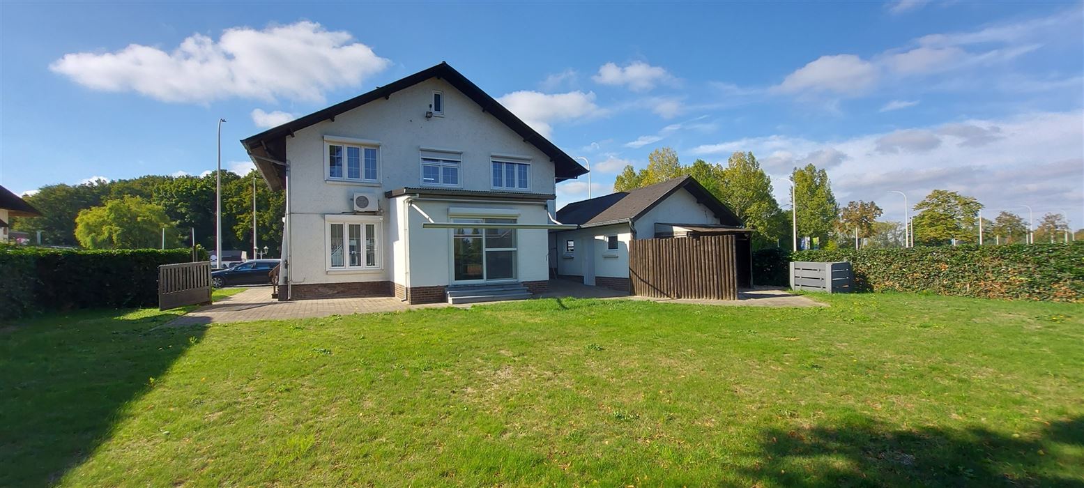 Handelsruimte met woonst