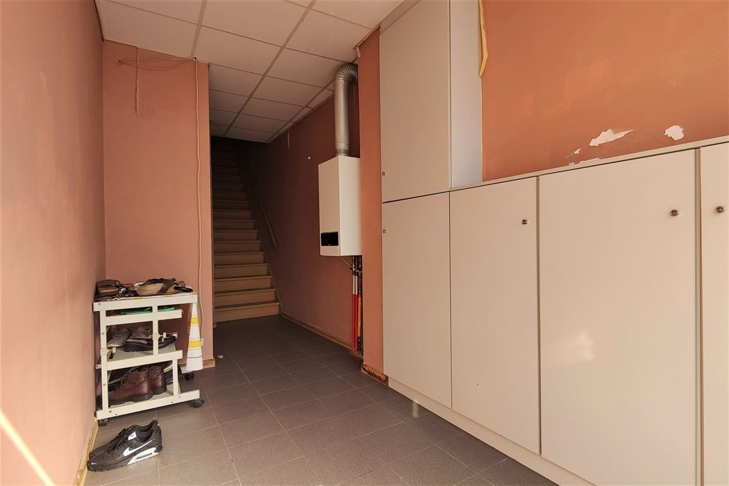 Handelspand met woonst op top locatie te Smeermaas