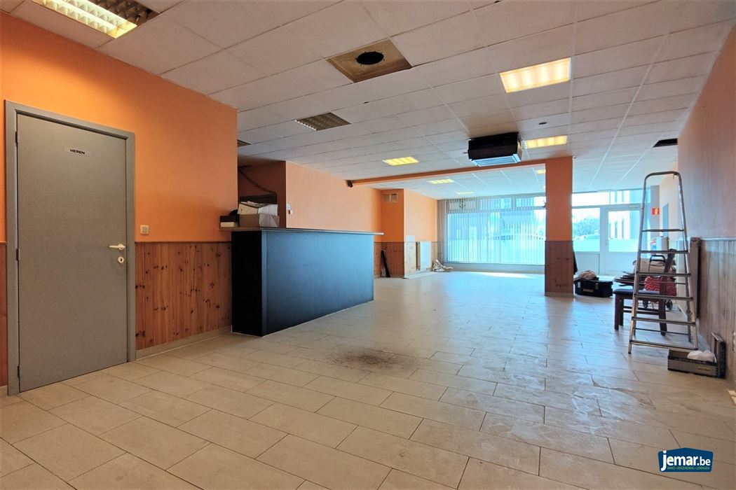 Handelspand met woonst op top locatie te Smeermaas