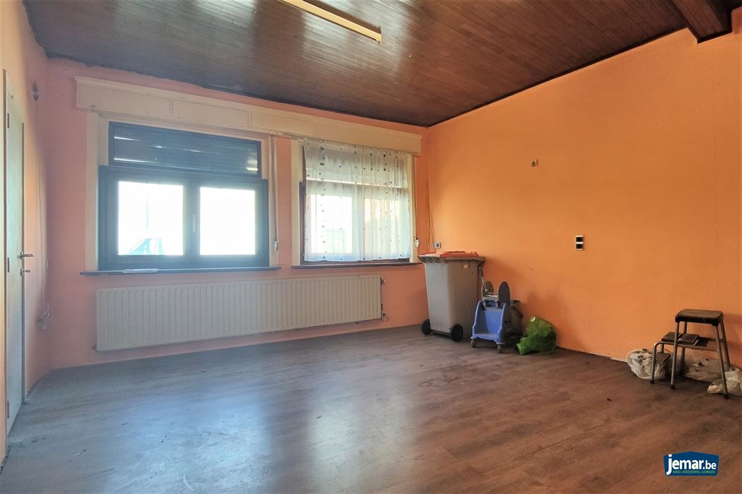 Handelspand met woonst op top locatie te Smeermaas