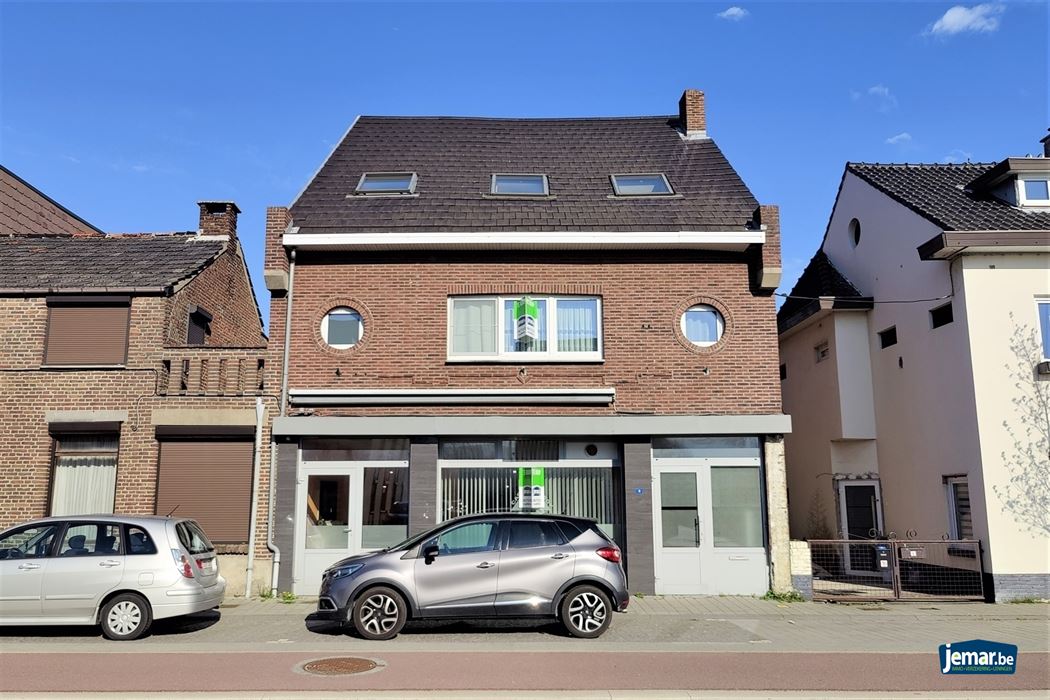 Handelspand met woonst op top locatie te Smeermaas