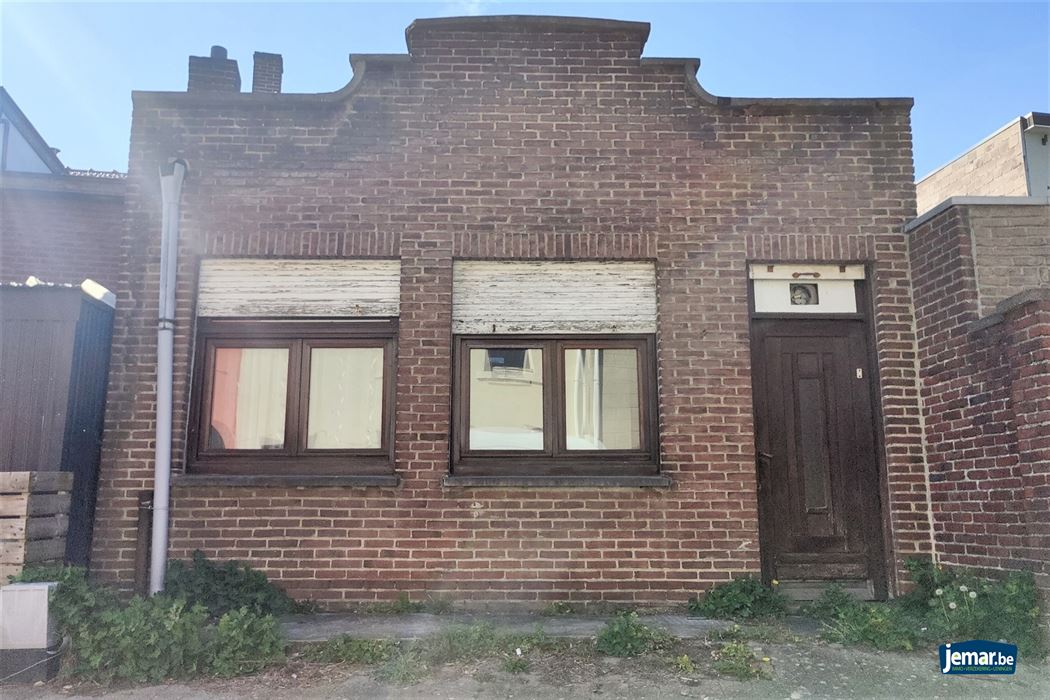 Handelspand met woonst op top locatie te Smeermaas