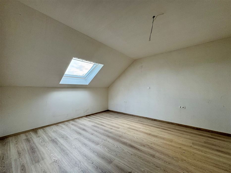 Nieuwbouwwoning BEN met 4 slpk, tuin en carport