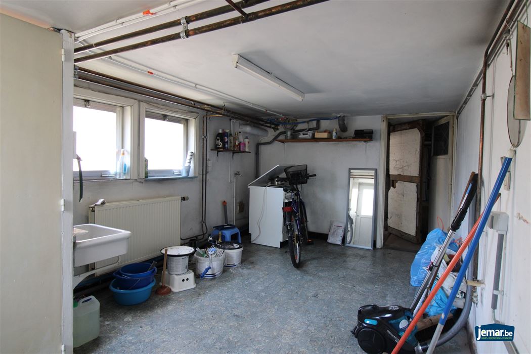 Te renoveren woning met 3 slaapkamers in Maasmechelen!