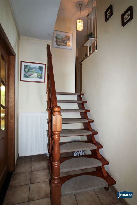 Te renoveren woning met 3 slaapkamers in Maasmechelen!