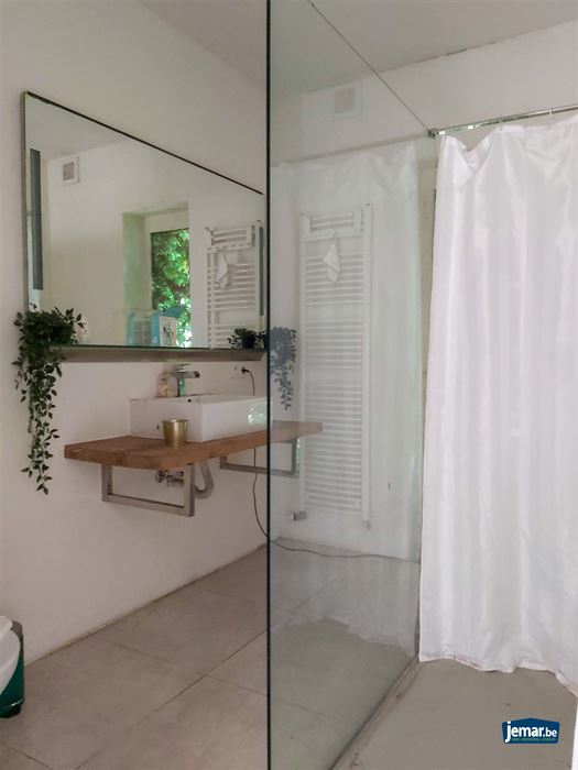 Te renoveren villa op toplocatie te Maasmechelen!
