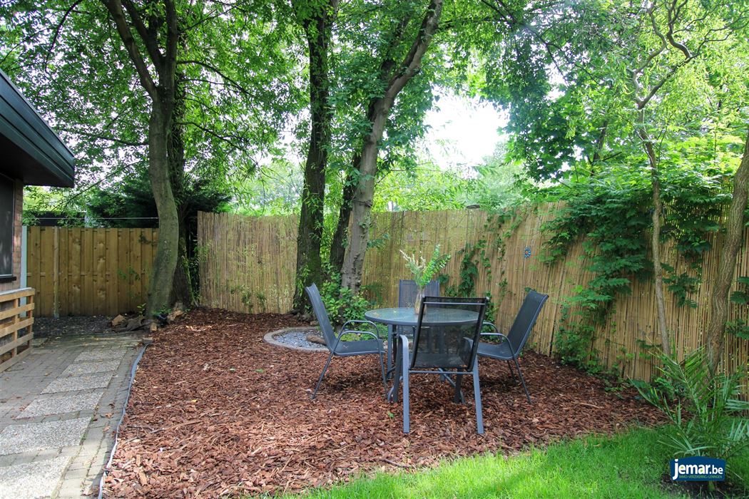 Bungalow met 2 slaapkamers op prachtig gelegen perceel van 4a11ca op vakantiedomein Sonnevijver te Rekem!