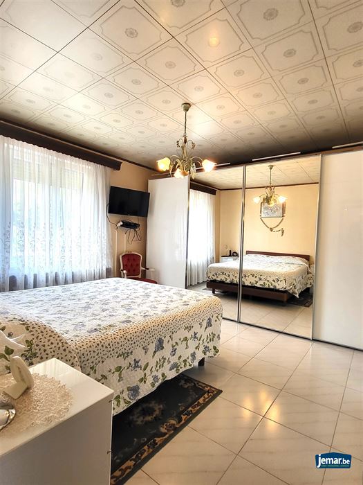 Huis