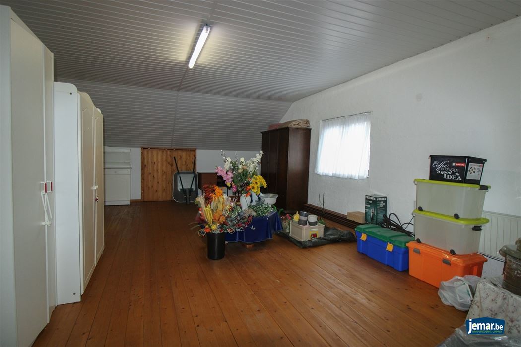 Gelijkvloerse woning met 3 slaapkamers (uitbreiding mogelijk) in doodlopende straat te Opgrimbie!