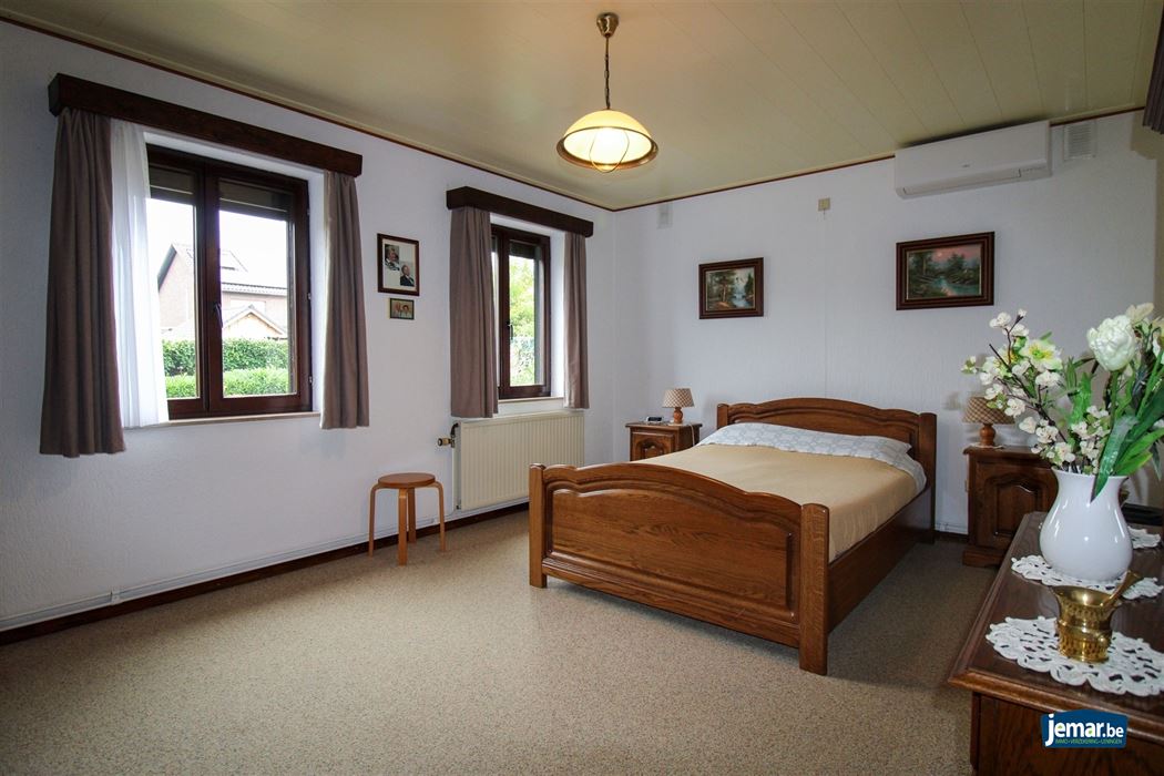 Gelijkvloerse woning met 3 slaapkamers (uitbreiding mogelijk) in doodlopende straat te Opgrimbie!