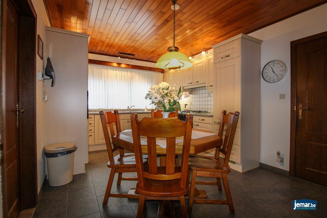 Gelijkvloerse woning met 3 slaapkamers (uitbreiding mogelijk) in doodlopende straat te Opgrimbie!