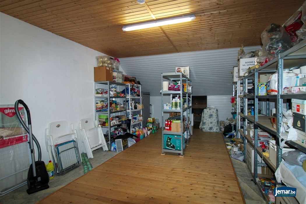 Gelijkvloerse woning met 3 slaapkamers (uitbreiding mogelijk) in doodlopende straat te Opgrimbie!