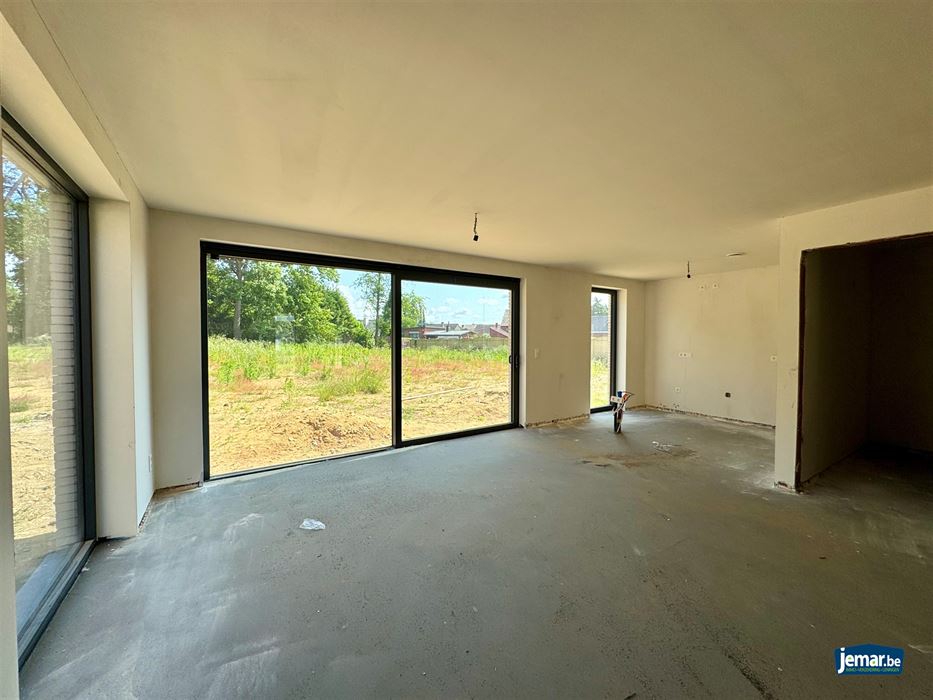 Nieuwbouwwoningen - instapklaar, energiezuinig, prachtige ligging en 3 slaapkamers