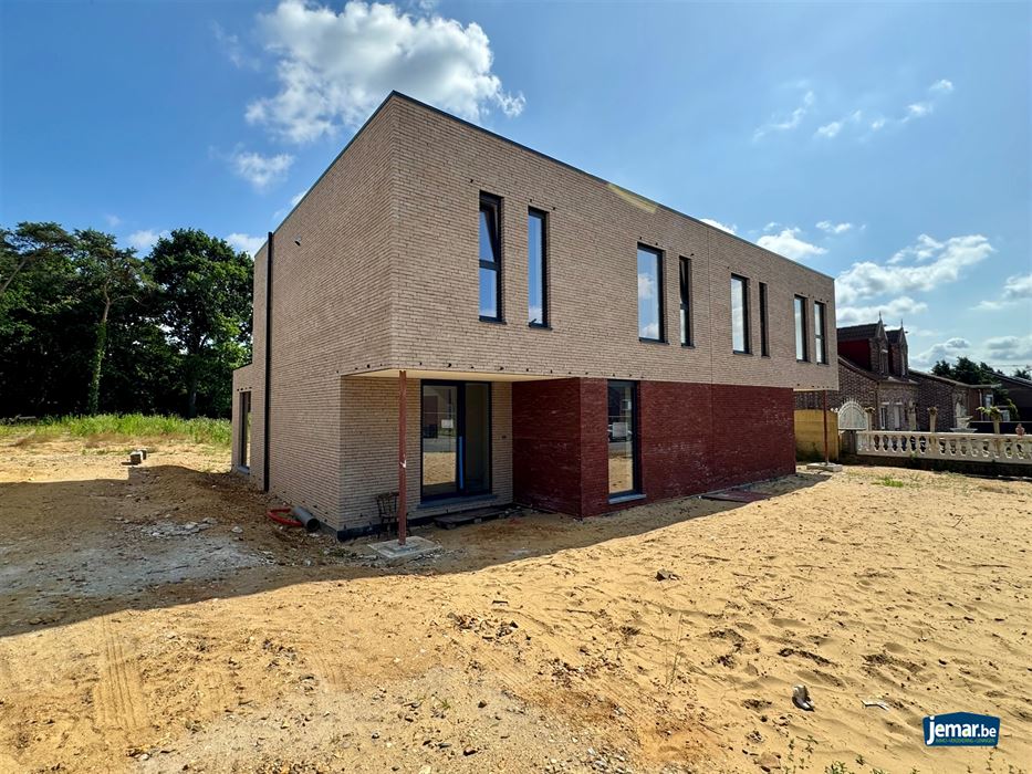 Nieuwbouwwoningen - instapklaar, energiezuinig, prachtige ligging en 3 slaapkamers