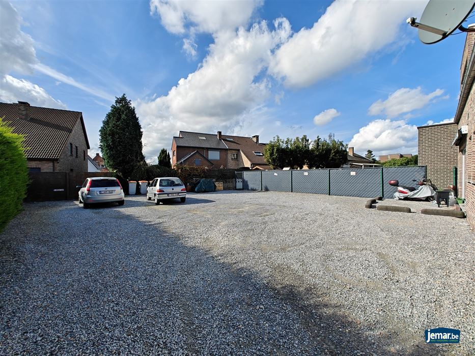 Volledig verhuurde blok met 5 appartementen