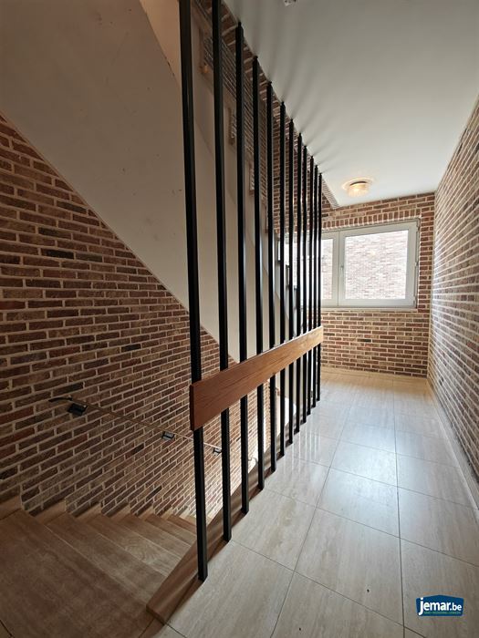 Volledig verhuurde blok met 5 appartementen