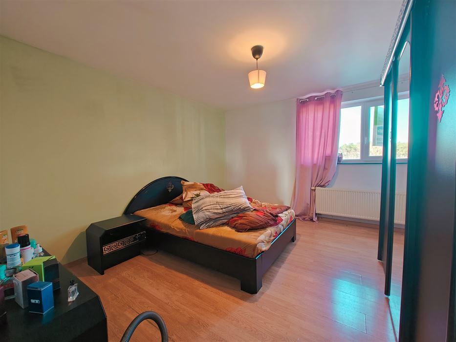 Appartement met 3 slaapkamers berging en autostaanplaats