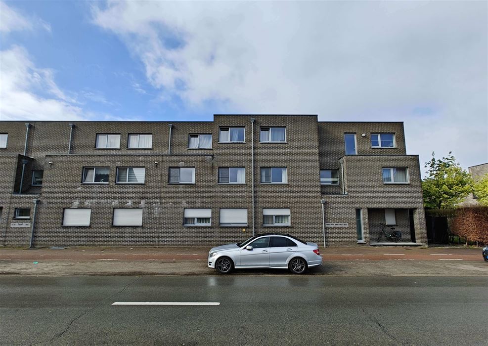Appartement met 3 slaapkamers berging en autostaanplaats
